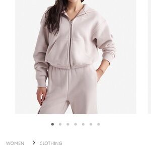 BRAND NEW cloud full zip Roots Hoodie